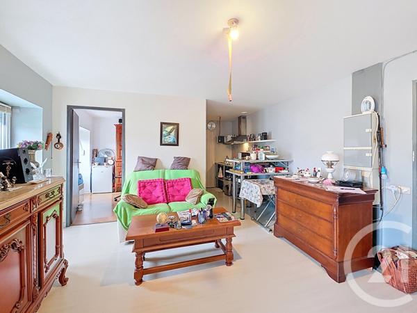 Appartement T3 à vendre  3 pièces - 47,20 m2 MARANS - 17