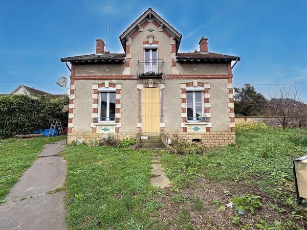 Maison de ville proche de toutes les commodités