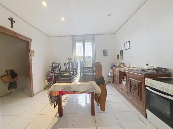 Maison de ville proche de toutes les commodités