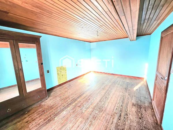 MAISON PROCHE TOUS COMMERCES AVEC JARDIN ET GARAGE