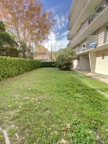 Appartement
                                                                                                                                                                                                                                                                                                                        2 pièce(s)                                                                                                                                                                                                          1 chambre(s)                                                                                                                                                                                                          41.61  m²