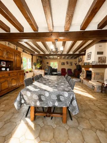 Exclusivité - Spay - Ancienne fermette restaurée 151 m2 au c