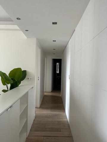 Appartement refait à neuf - deux chambres - 16 ème nord.