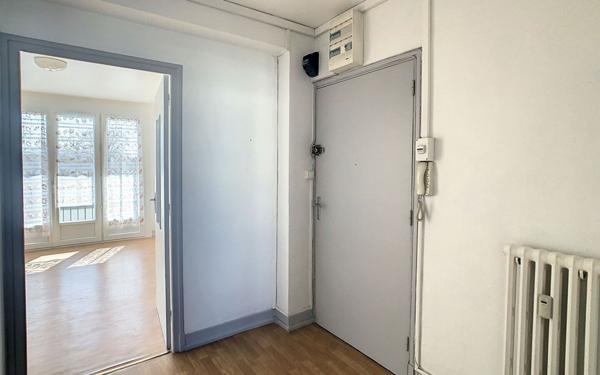 Appartement à louer    3 pièces •  Aurillac