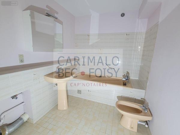 Appartement à vendre à Châteaudun dans l'Eure-et-Loir (28200), ref : RCS/865   
Centre-ville