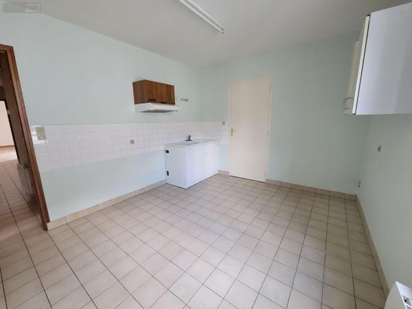 Appartement à vendre à Châteaudun dans l'Eure-et-Loir (28200), ref : RCS/865   
Centre-ville