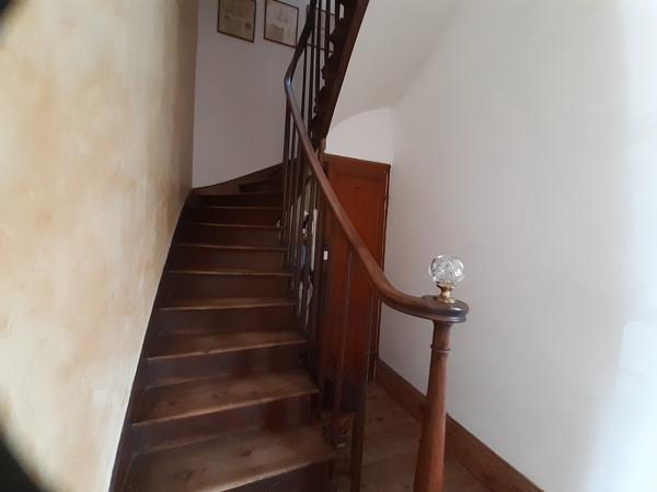 Maison 7 pièce(s) 6 chambre(s) 200 m²