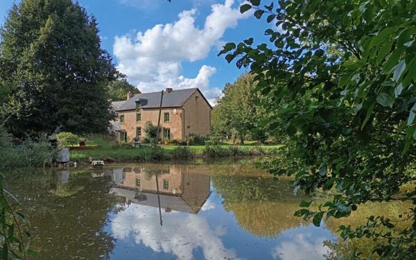 Maison à vendre    7 pièces • 240 m2 La Mézière