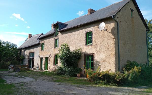 Maison à vendre    7 pièces • 240 m2 La Mézière