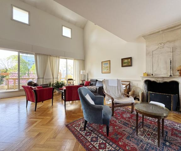 Appartement  6 pièce(s)  4 chambre(s)  147.32 m²