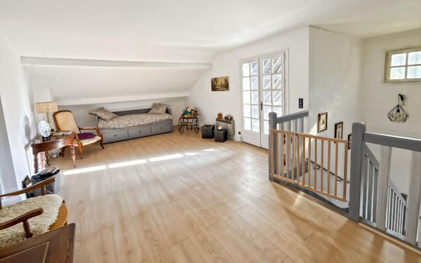 Maison à vendre    4 pièces • 150 m2 Orléans