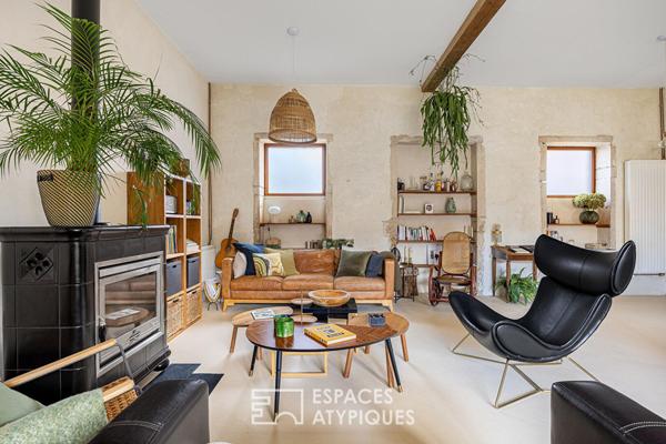 Maison ancienne avec jardin et piscine