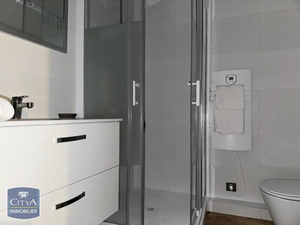 Appartement à louer 3 pièces 59m² Riom (63200)