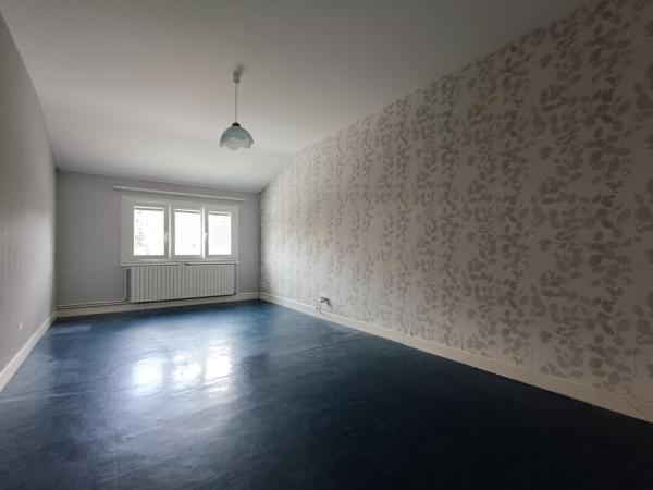 5 MN DE COSNE SUR LOIRE MAISON 5 CHAMBRES de 178 m²