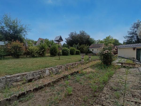5 MN DE COSNE SUR LOIRE MAISON 5 CHAMBRES de 178 m²