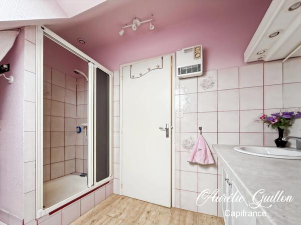 Maison familiale 152 m² – 5 chambres – Sous-sol complet – Piscine chauffée – Bourg de La Chapelle-Caro