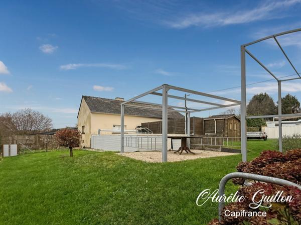 Maison familiale 152 m² – 5 chambres – Sous-sol complet – Piscine chauffée – Bourg de La Chapelle-Caro