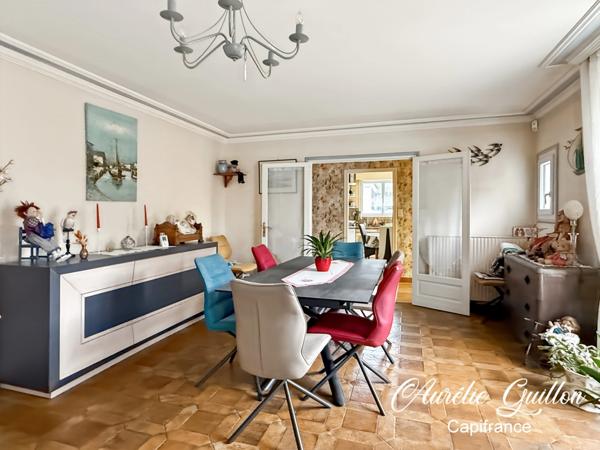 Maison familiale 152 m² – 5 chambres – Sous-sol complet – Piscine chauffée – Bourg de La Chapelle-Caro