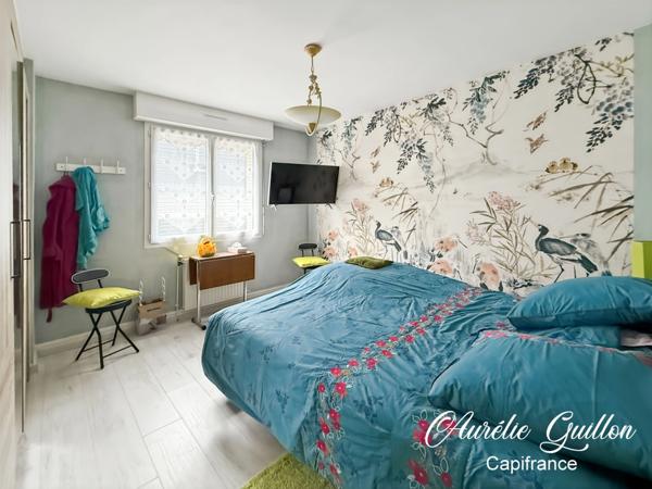 Maison familiale 152 m² – 5 chambres – Sous-sol complet – Piscine chauffée – Bourg de La Chapelle-Caro