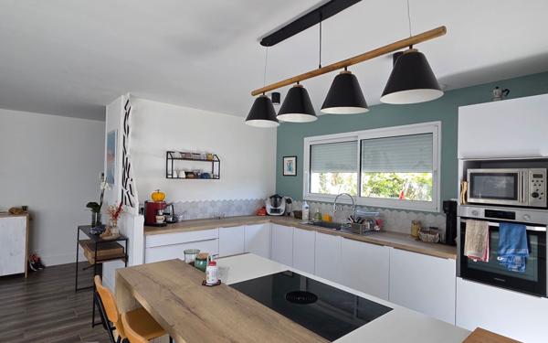 Maison à vendre    4 pièces •  Biscarrosse