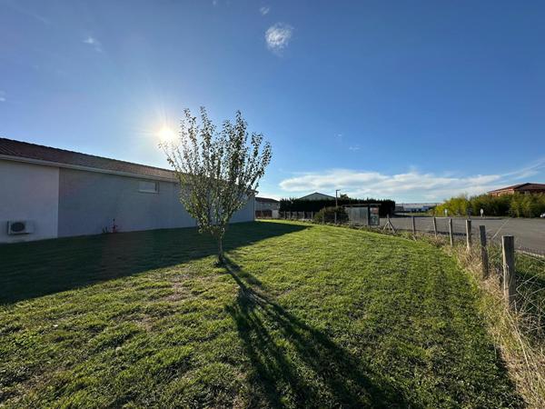 Local d'activité Buzet Sur Tarn 201,59 m2 ZONE AL CROS