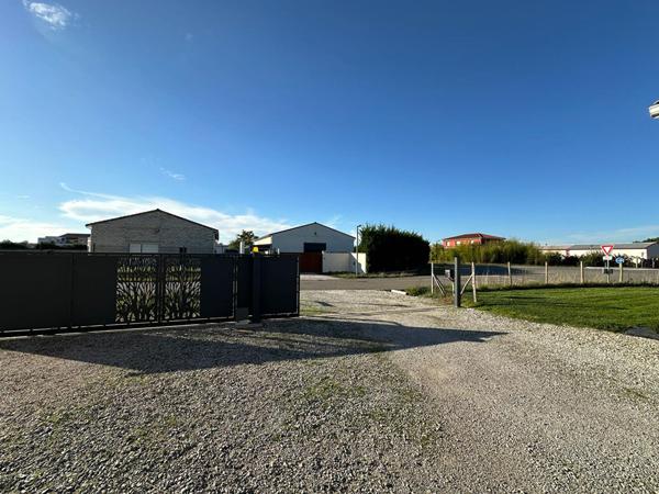 Local d'activité Buzet Sur Tarn 201,59 m2 ZONE AL CROS