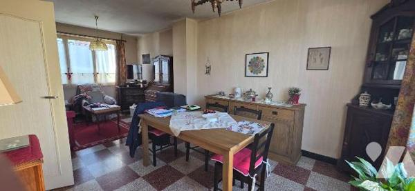 Maison mitoyenne à vendre à Valenciennes (59300) en Nord (59)

Située à Valenciennes, cette m...