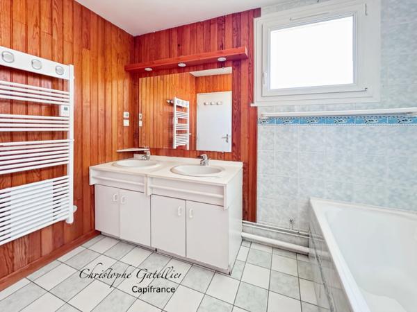 CENTRE VILLAGE - MAISON 4 pièces VOISINS LE BRETONNEUX (78)