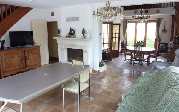 Maison à vendre    6 pièces •  Saint-Denis-en-Val