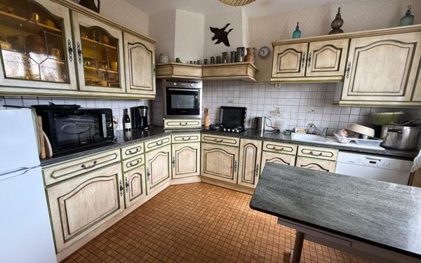 Maison à vendre    6 pièces •  Saint-Denis-en-Val