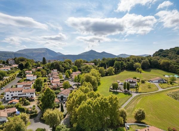 AUKERA Maison familiale, intergénérationnelle ou investissement à Cambo-les-Bains