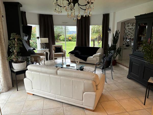 COMTEMPORAINE DE 148m²