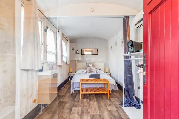 Vente                                                      Maison
                        
                     7 pièces                      181 m2                     à Thorigny-sur-Marne
