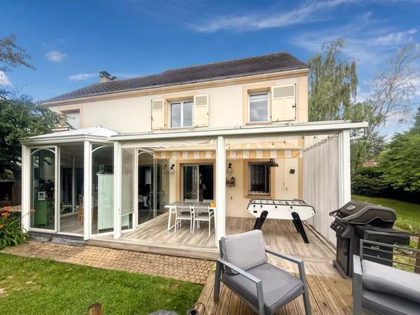 Vente                                                      Maison
                        
                     7 pièces                      181 m2                     à Thorigny-sur-Marne