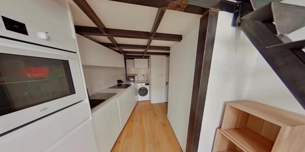 STUDIO A LOUER - LYON 1ER ARRONDISSEMENT Normale-Chartreux 36.1 m 2 880 € charges comprises par mois