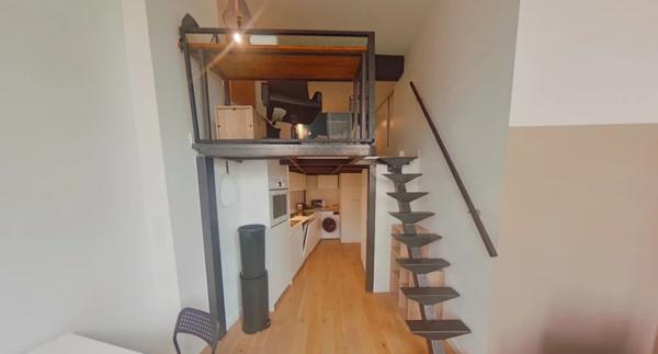 STUDIO A LOUER - LYON 1ER ARRONDISSEMENT Normale-Chartreux 36.1 m 2 880 € charges comprises par mois