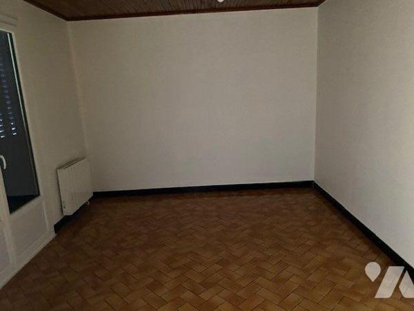 Maison à Vendre à Plouha (22580) en Côtes-d'Armor (22)

Cette maison d'une surface habitable ...