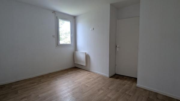 Maison mitoyenne 85 m² , 3 chambres à Val-de-Reuil