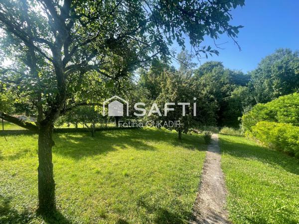 Maison 5 pièces avec grand terrain  Double garage – Neufchef