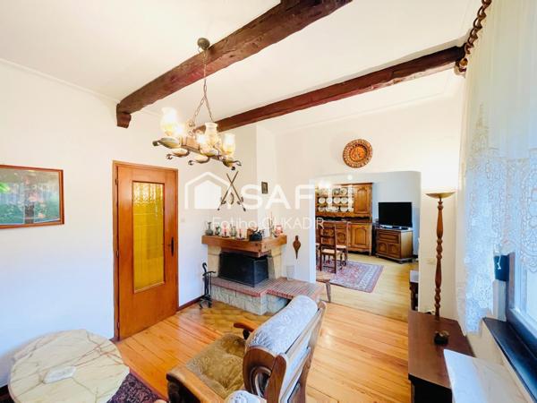 Maison 5 pièces avec grand terrain  Double garage – Neufchef