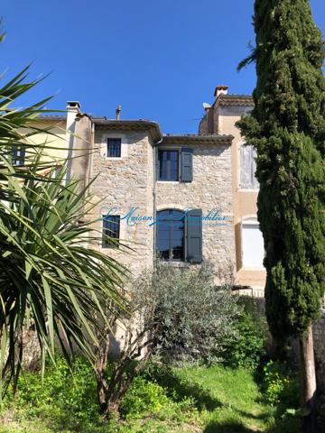 Saint-Hippolyte-du-Fort Maison de maître de 12 pièces avec 283 m² de jardin proches des commodités à pied