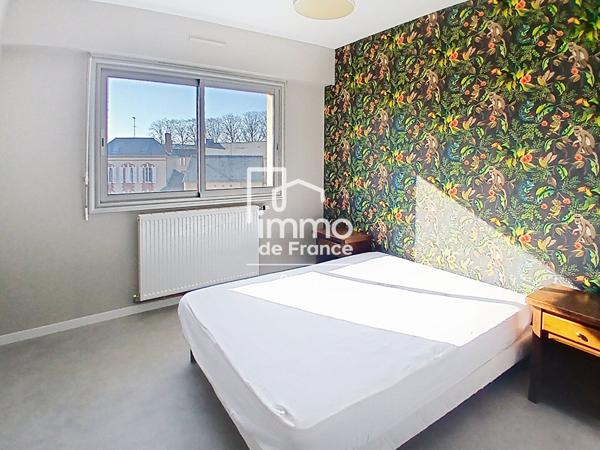 Appartement Laval  Rive droite proche centre ville