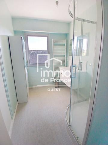 Appartement Laval  Rive droite proche centre ville