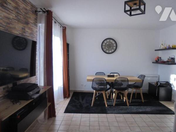 Maison à Vendre à La Chapelle-Saint-Mesmin (45380) en Loiret (45)

Pavillon en très bon état ...