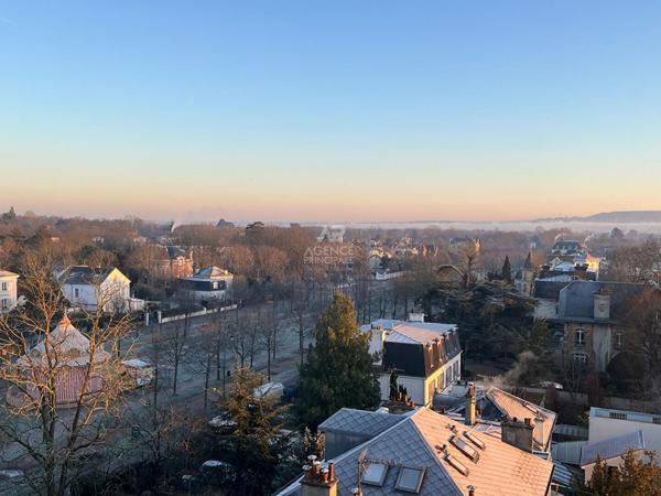 Appartement Maisons - Laffitte - 5 pièces - 120 m2 au sol €470 000 ** - Référence 4326