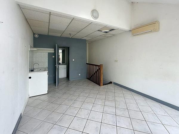 À vendre - Immeuble 100 m² situé à Tours (37000)