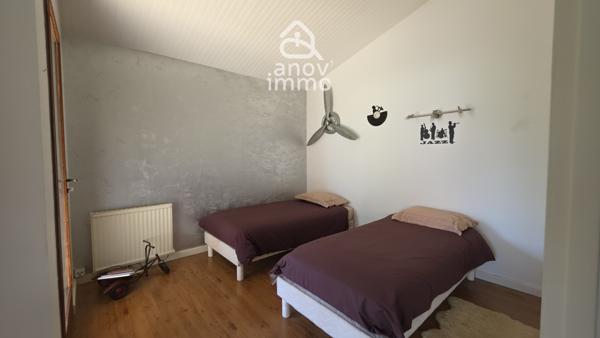 Maison
                                                                                                                                                                                                                                                                                                                        5 pièce(s)                                                                                                                                                                                                          4 chambre(s)                                                                                                                                                                                                          150  m²