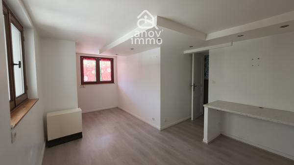 Maison
                                                                                                                                                                                                                                                                                                                        5 pièce(s)                                                                                                                                                                                                          4 chambre(s)                                                                                                                                                                                                          150  m²