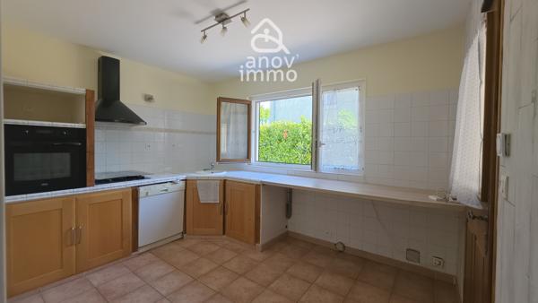 Maison
                                                                                                                                                                                                                                                                                                                        5 pièce(s)                                                                                                                                                                                                          4 chambre(s)                                                                                                                                                                                                          150  m²