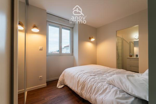 Studio
                                                                                                                                                                                                                                                                                                                        1 pièce(s)                                                                                                                                                                                                          1 chambre(s)                                                                                                                                                                                                          30  m²